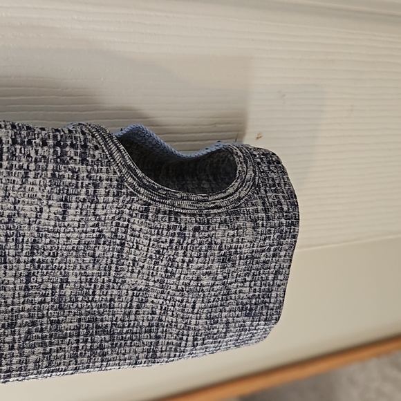 PINK seamless ombre crop workout long sleeve - Picture 3 of 5